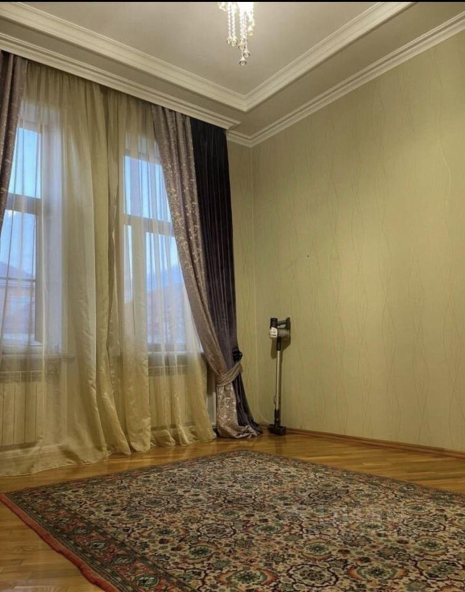 Купить дачу, дом, коттедж за 28 000 000 рублей на 14-я Пальмирная улица, 1