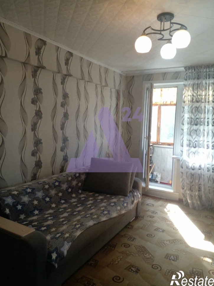 4-комн квартира улица Алтайская, дом 31