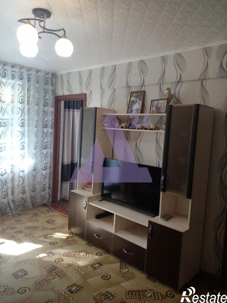 4-комн квартира улица Алтайская, дом 31