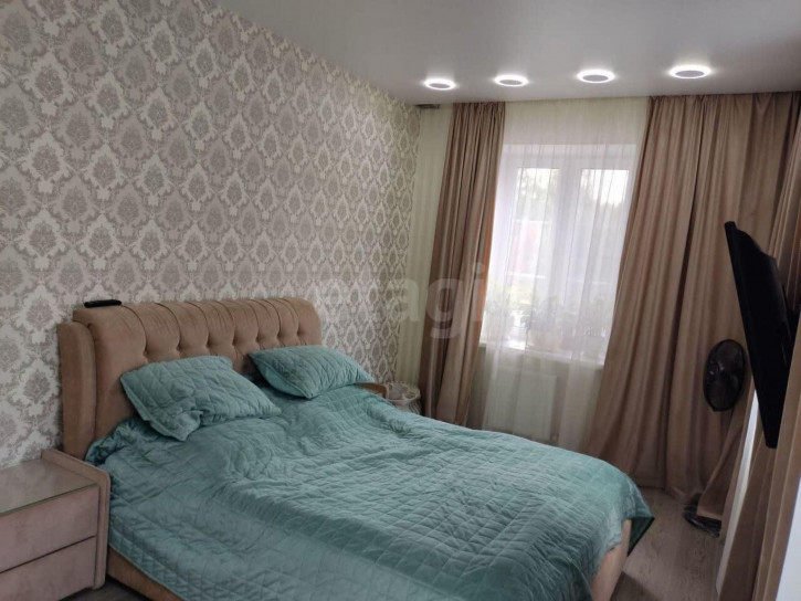 3-комн квартира улица Некрасова, 2