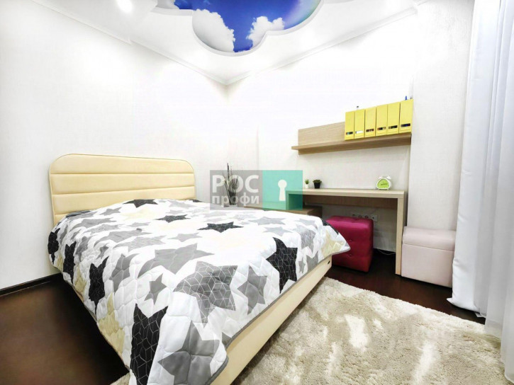 2-комн квартира улица Дианова, 27,  д. 27