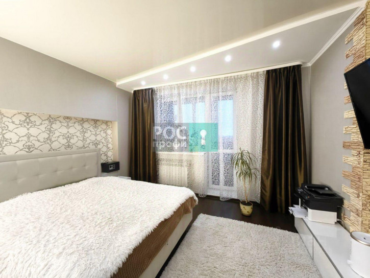 2-комн квартира улица Дианова, 27,  д. 27