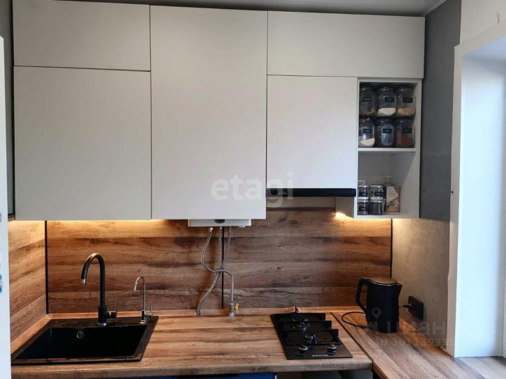 2-комн квартира Коммунистическая улица, 36,  д. 36