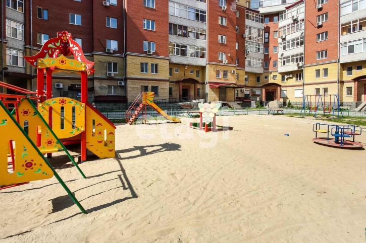 2-комн квартира Сургутская, 11/4