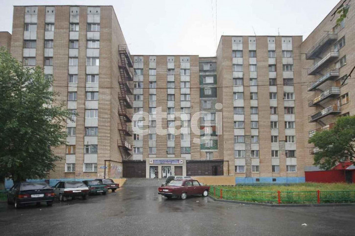 2-комн квартира Республики, 214