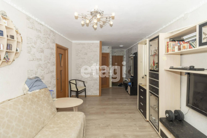 2-комн квартира Орджоникидзе, 67