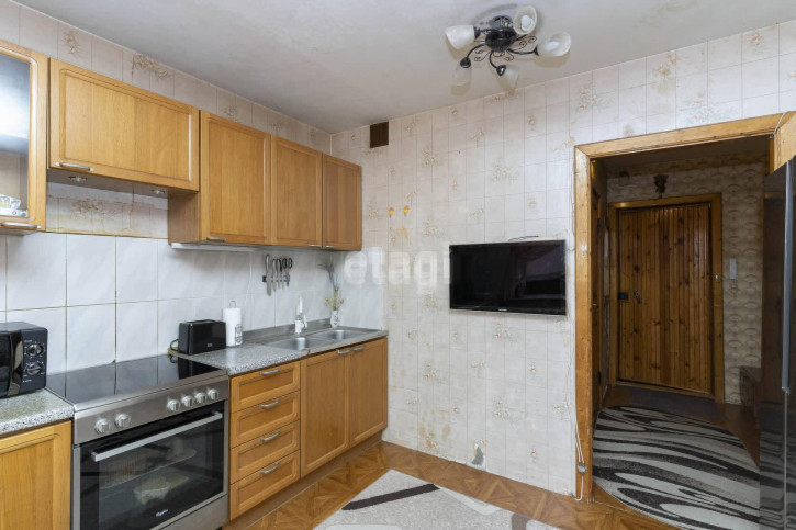 1-комн квартира Майский пр., 3