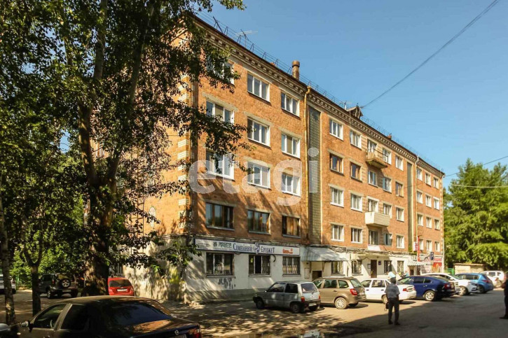 5-комн квартира Рижская, 76