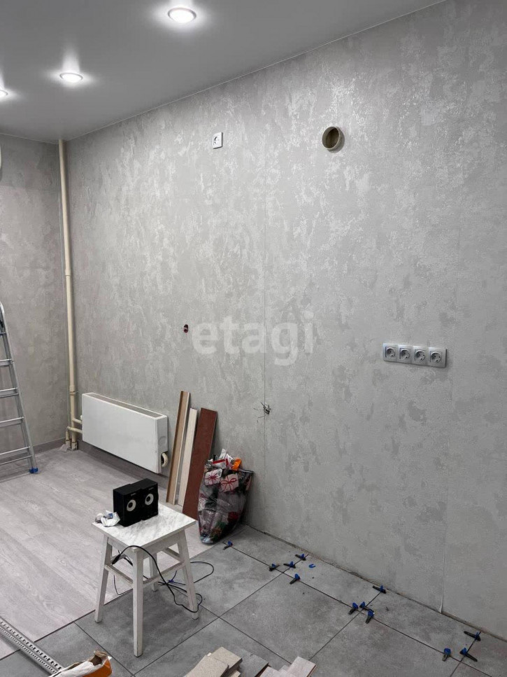 Студия Газопромысловая, 8