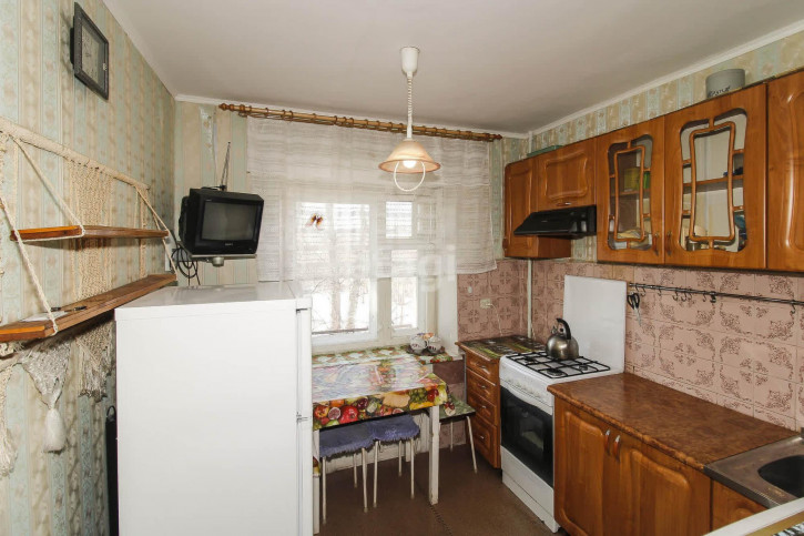 2-комн квартира Авторемонтная, 27
