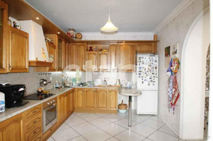 5-комн квартира Новосибирская, 50