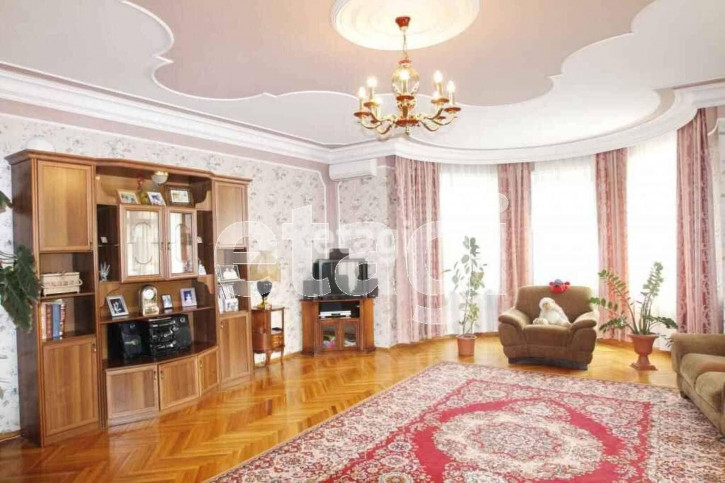 5-комн квартира Новосибирская, 50