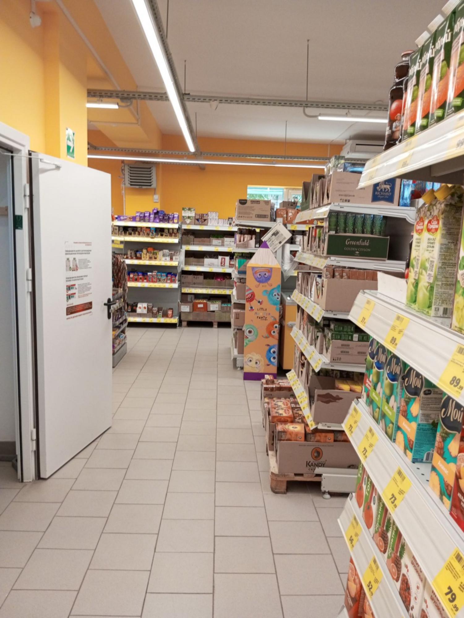 Купить торговое помещение за 26 000 000 рублей на ул Мало-Елшанская, 15