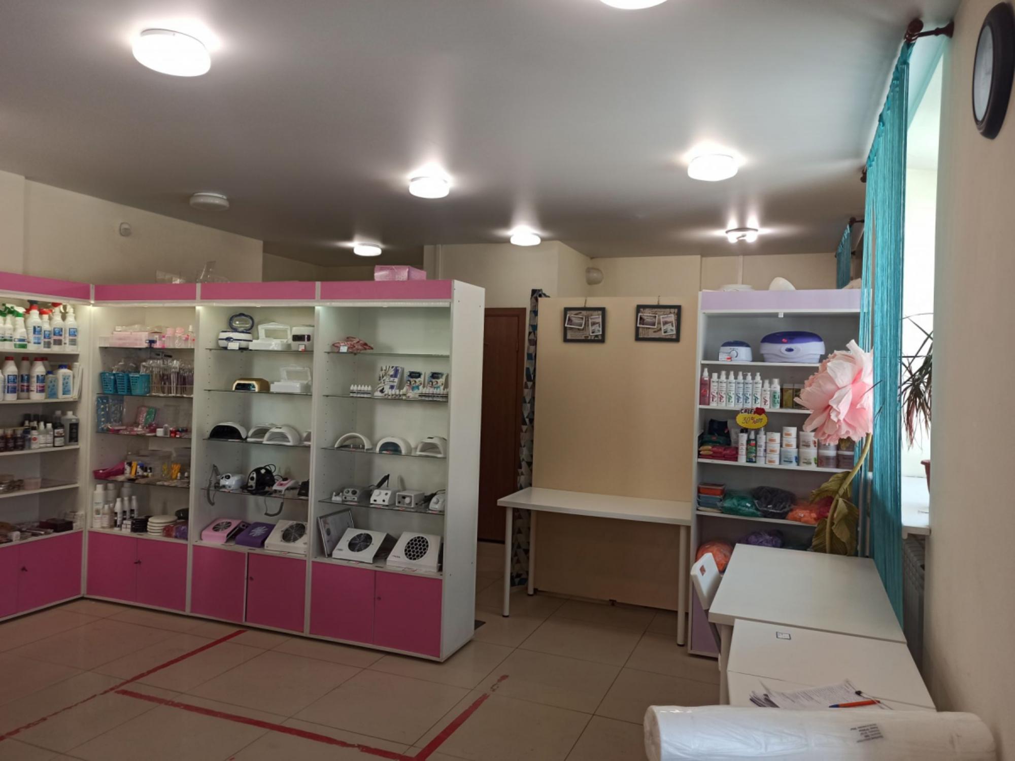 Сдать офис, помещение под офис за 43 000 рублей на пр-кт Кирова, 52