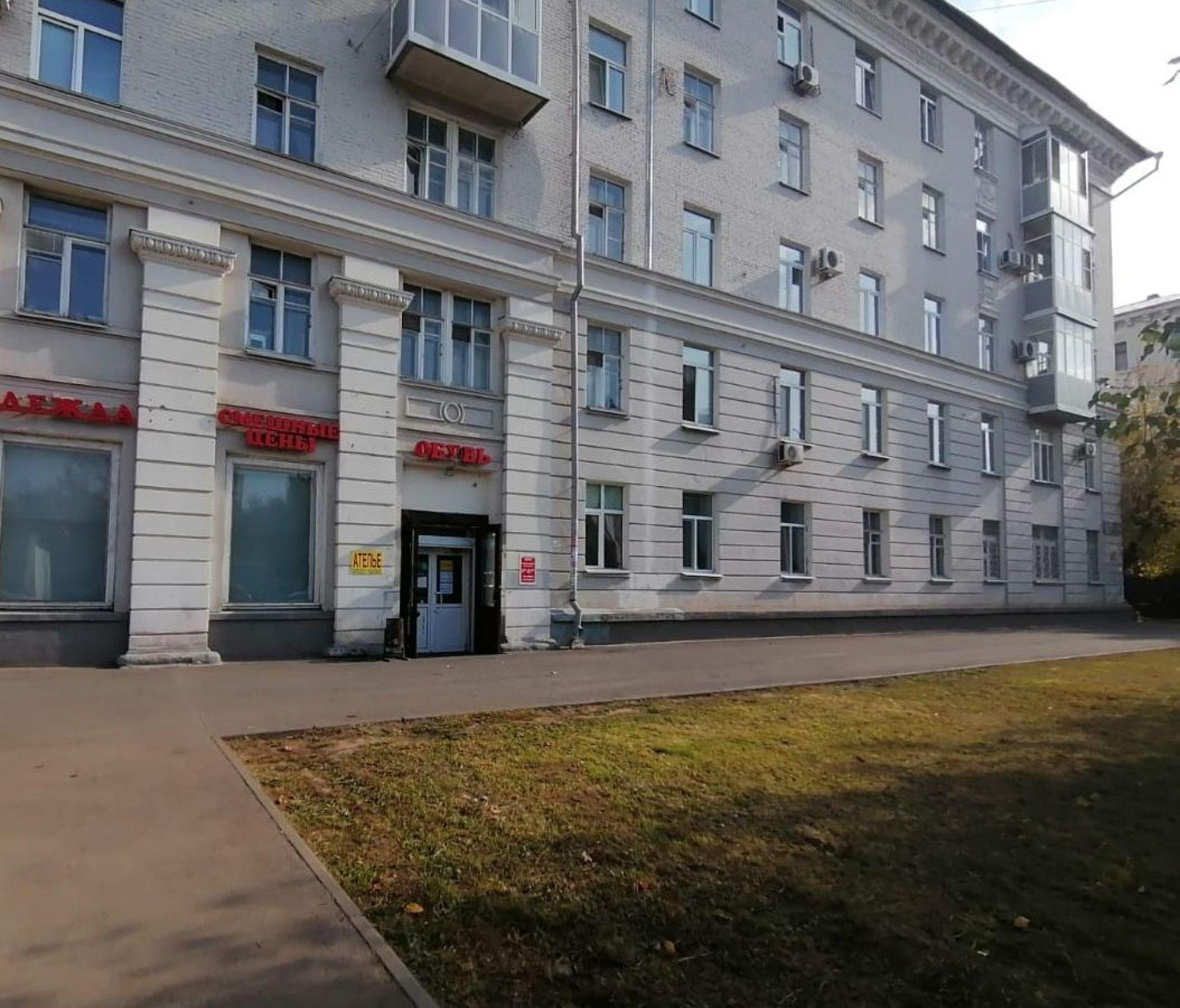 Сдать торговое помещение за 49 500 рублей на ул Декабристов, 158
