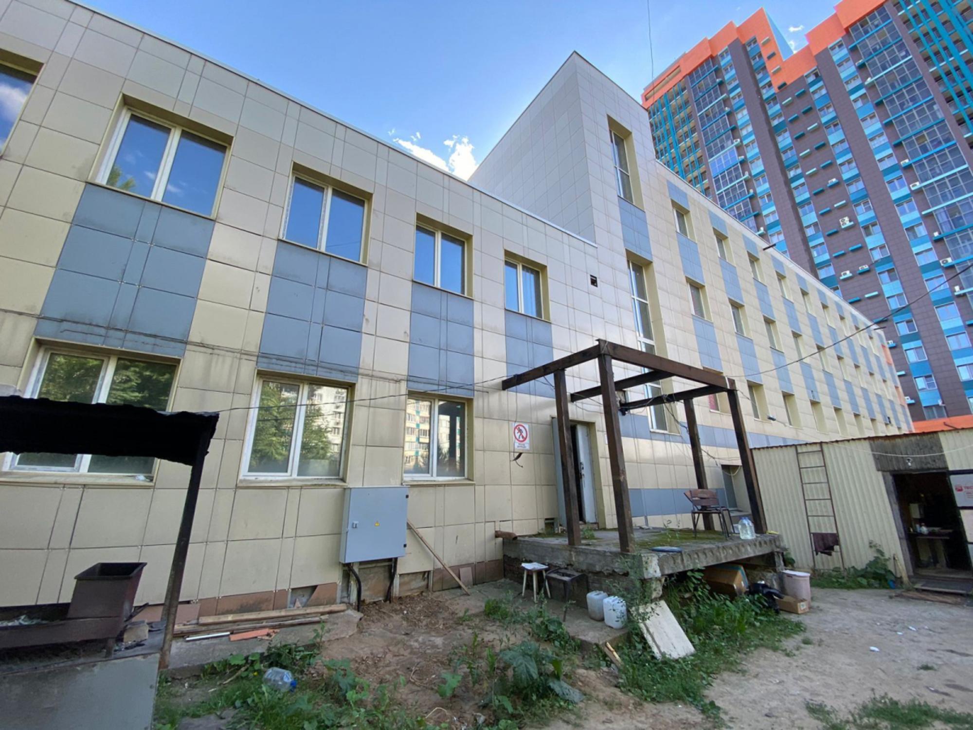 Купить офис, помещение под офис за 125 000 000 рублей на ул Сыртлановой,  2