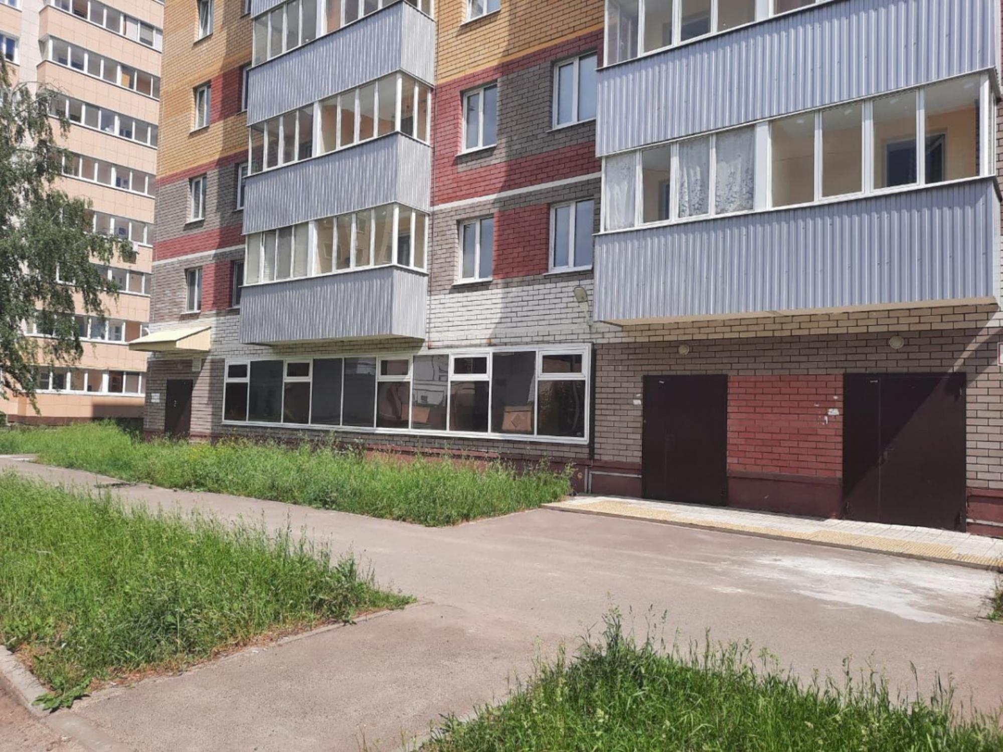 Купить помещение свободного назначения за 21 000 000 рублей на Зеленодольск, ул Гагарина, 12