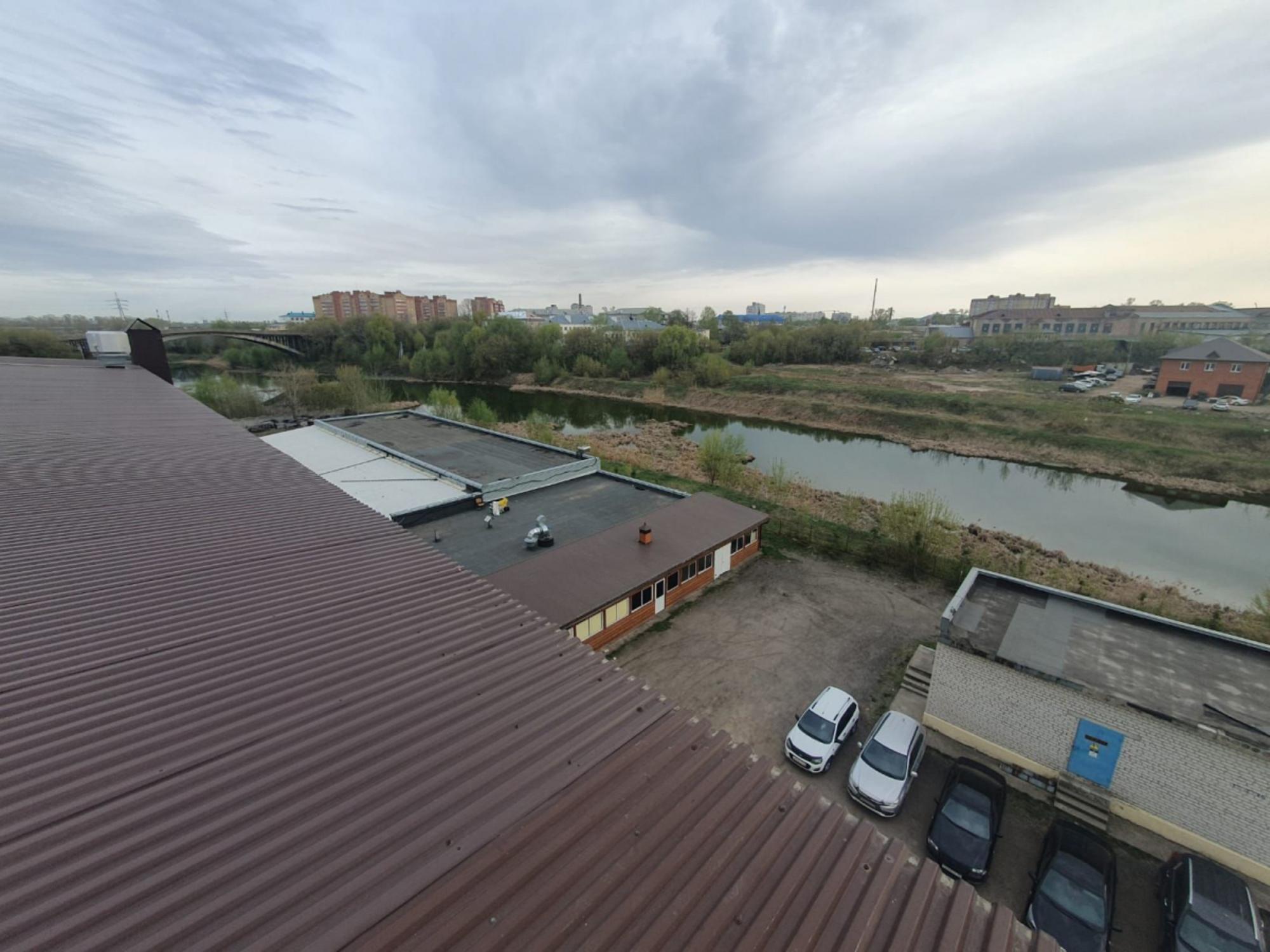 Купить помещение свободного назначения за 275 000 000 рублей на ул Энгельса, 1