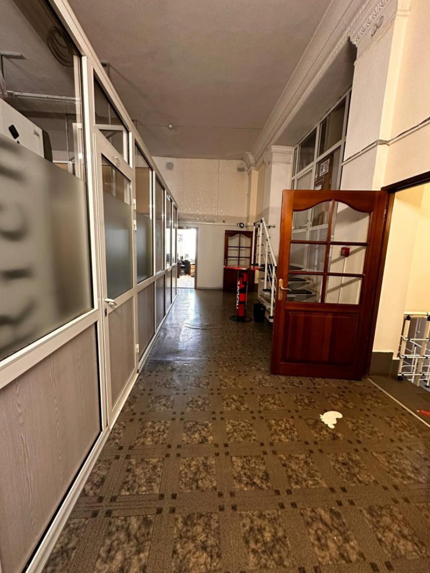 Купить офис, помещение под офис за 256 500 000 рублей на ул Клары Цеткин, 6