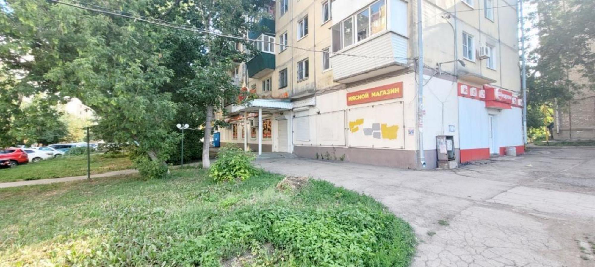 Сдать торговое помещение за 160 000 рублей на ул Мориса Тореза, 99