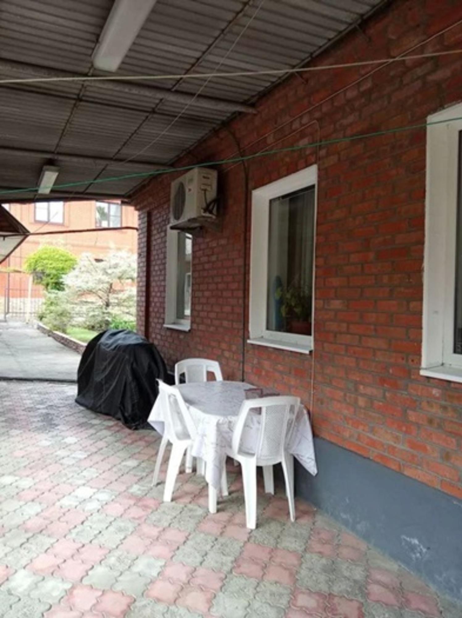 Купить дачу, дом, коттедж за 10 700 000 рублей на К.Либнехта улица, 789