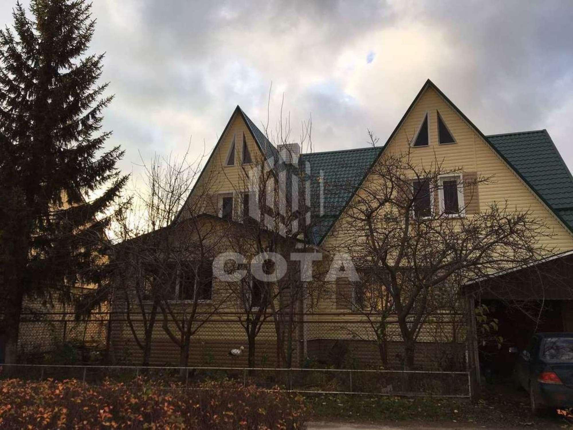 Купить дачу, дом, коттедж за 15 000 000 рублей на Набережная улица, 37