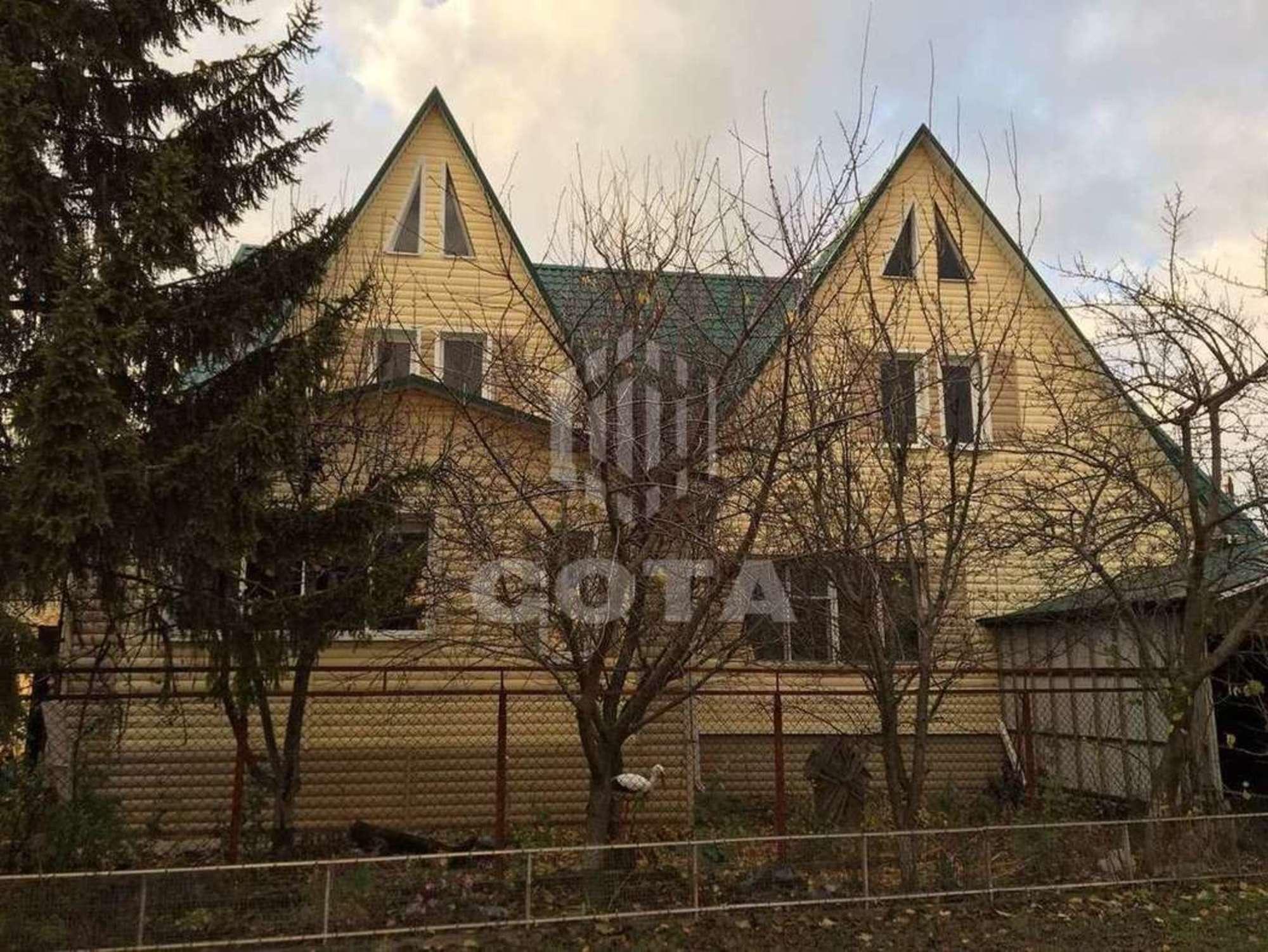 Купить дачу, дом, коттедж за 15 000 000 рублей на Набережная улица, 37