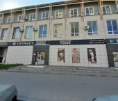 офис 1140 кв м, этаж 3/3 ул им Чернышевского Н.Г., 88