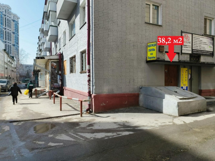 Торговое помещение Новосибирская обл., г.Новосибирск, Кошурникова 13