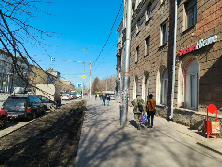 Торговое помещение Новосибирская обл., г.Новосибирск, Дзержинского 42