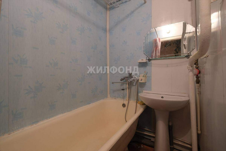 3-комн квартира Челюскинцев улица, д.44