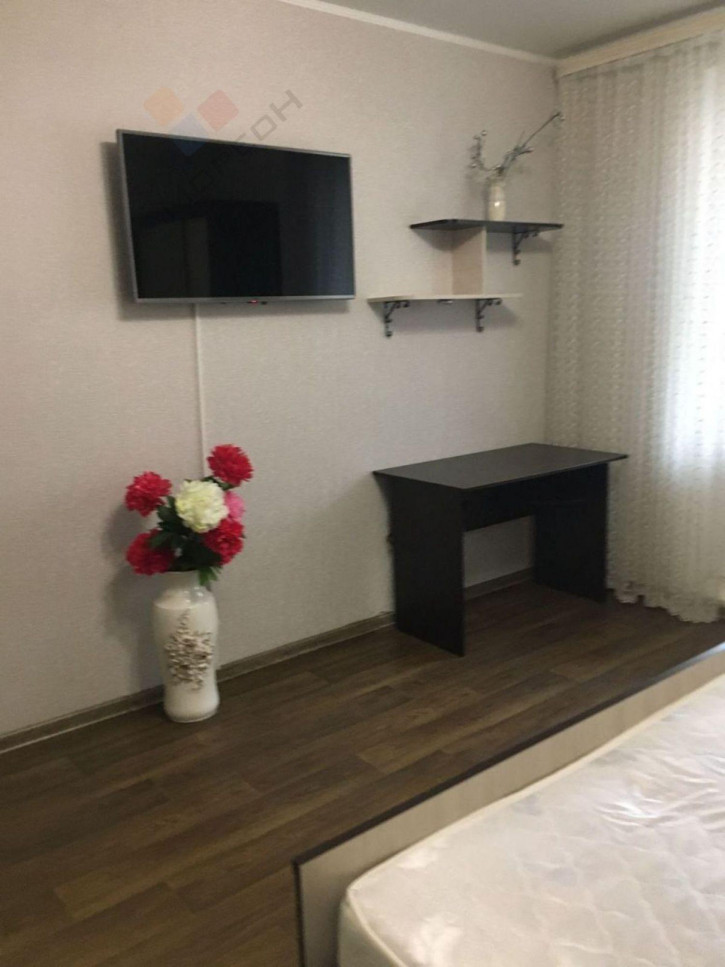 2-комн квартира Сергея Есенина ул, 110к1