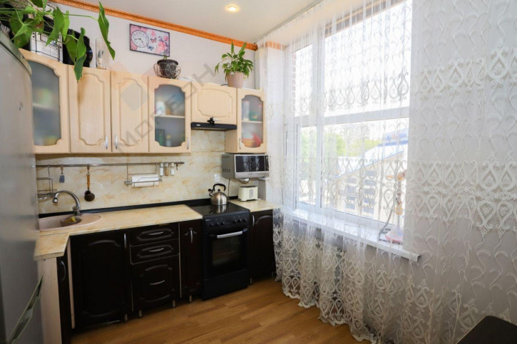 1-комн квартира Уральская ул, 6