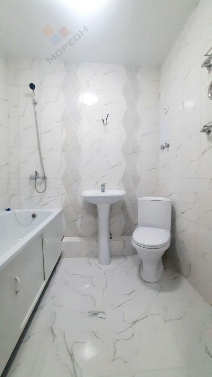 1-комн квартира Заполярная ул, 39к5