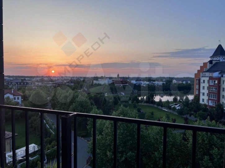 2-комн квартира Баварская ул, 25