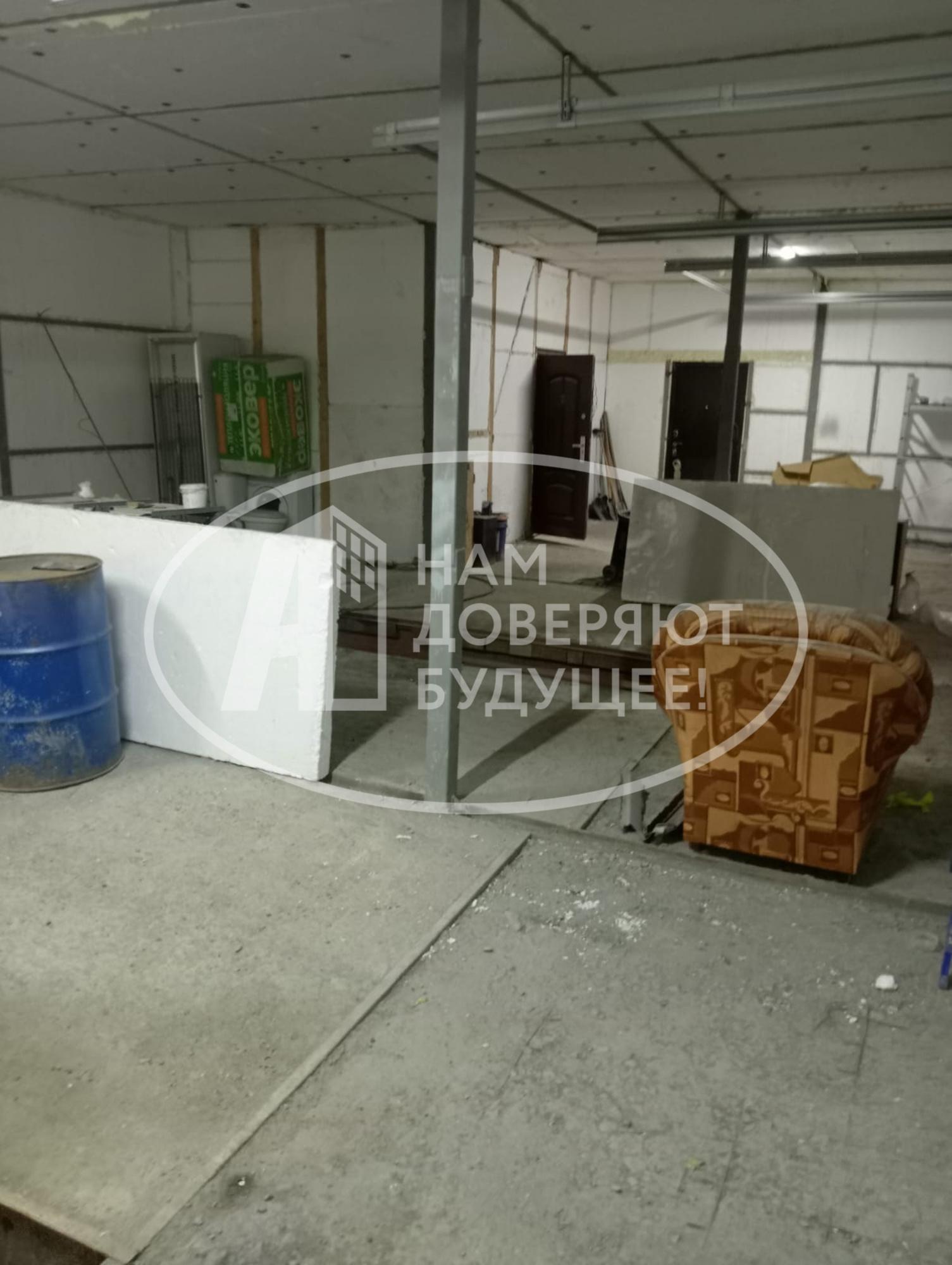 Купить гараж, место в паркинге за 3 000 000 рублей на улица Революции, 58