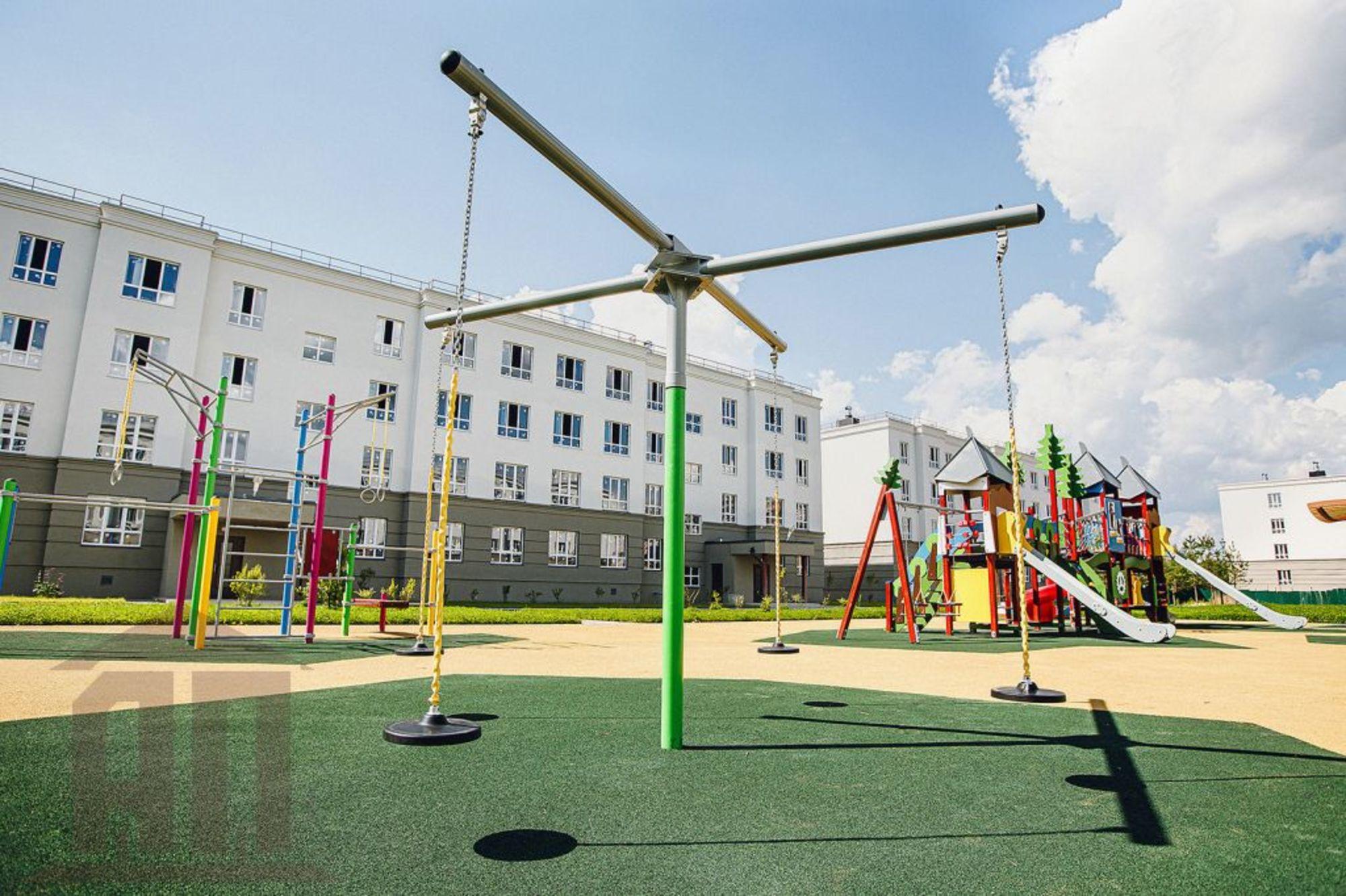 Купить квартиру за 3 559 260 рублей на Медовая ул, 9