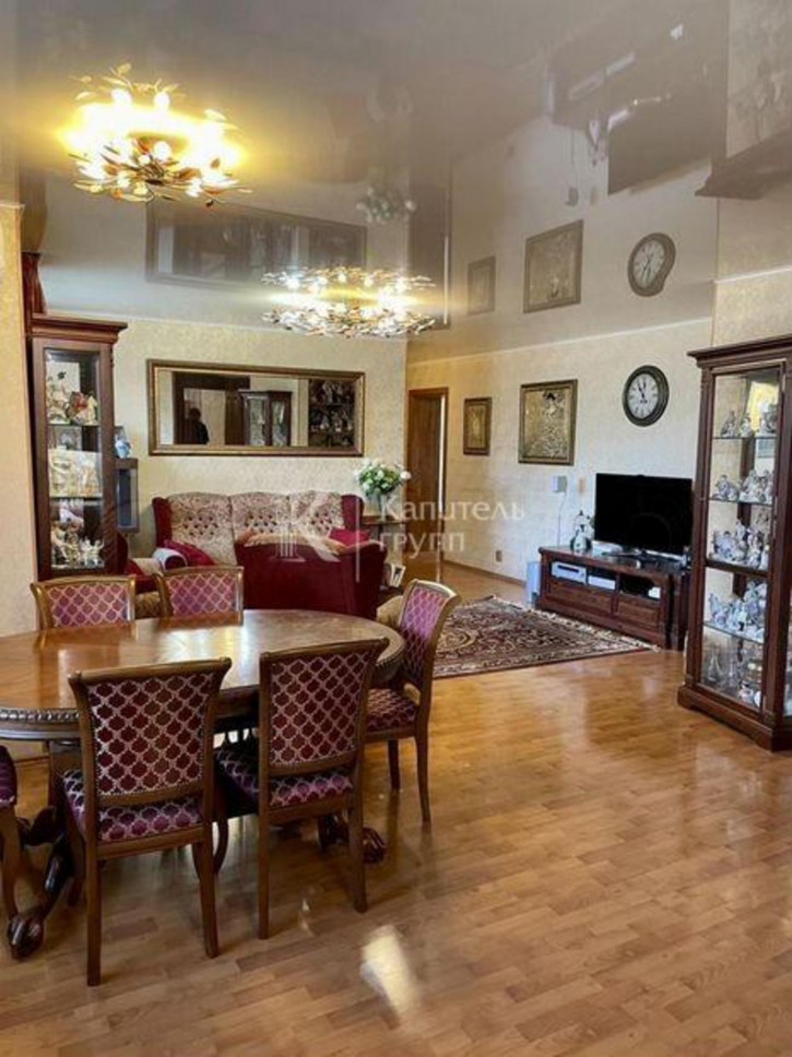 5-комн квартира ул Елизарова, 6