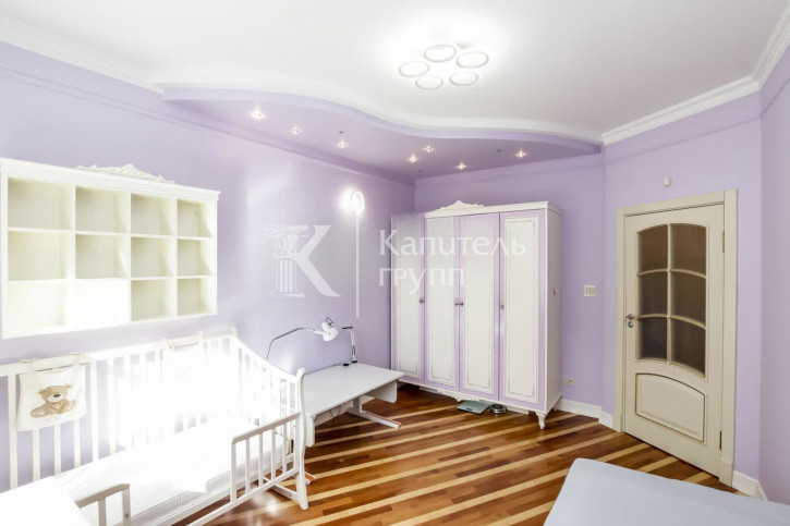 4-комн квартира ул Водопроводная, 15