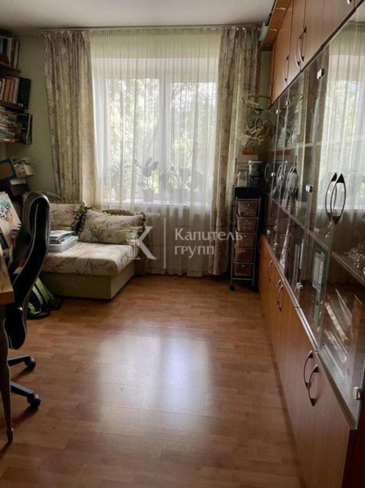 5-комн квартира ул Елизарова, 6