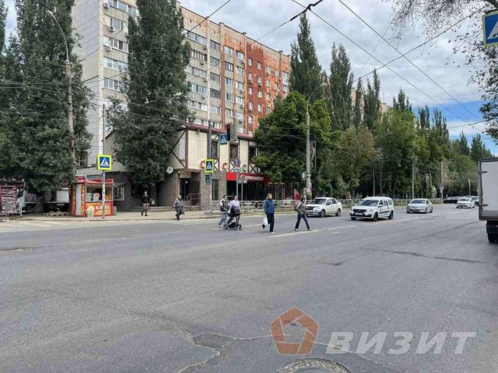 Торговое помещение Металлургов проспект, 35
