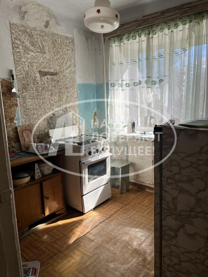 2-комн квартира улица Матросова, 49