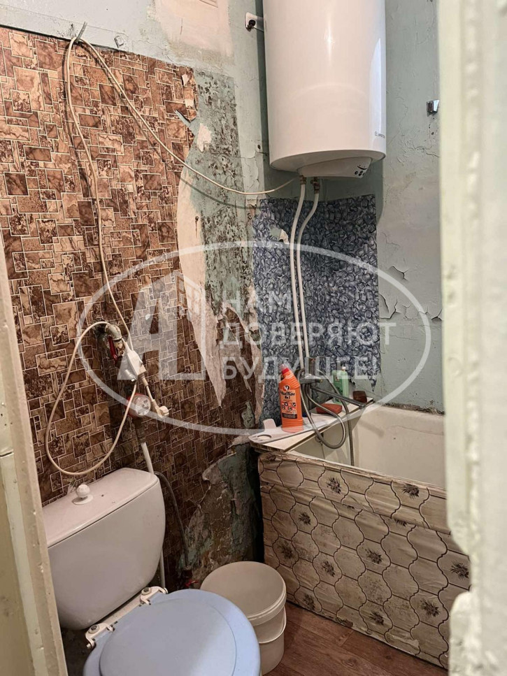 2-комн квартира улица Матросова, 49