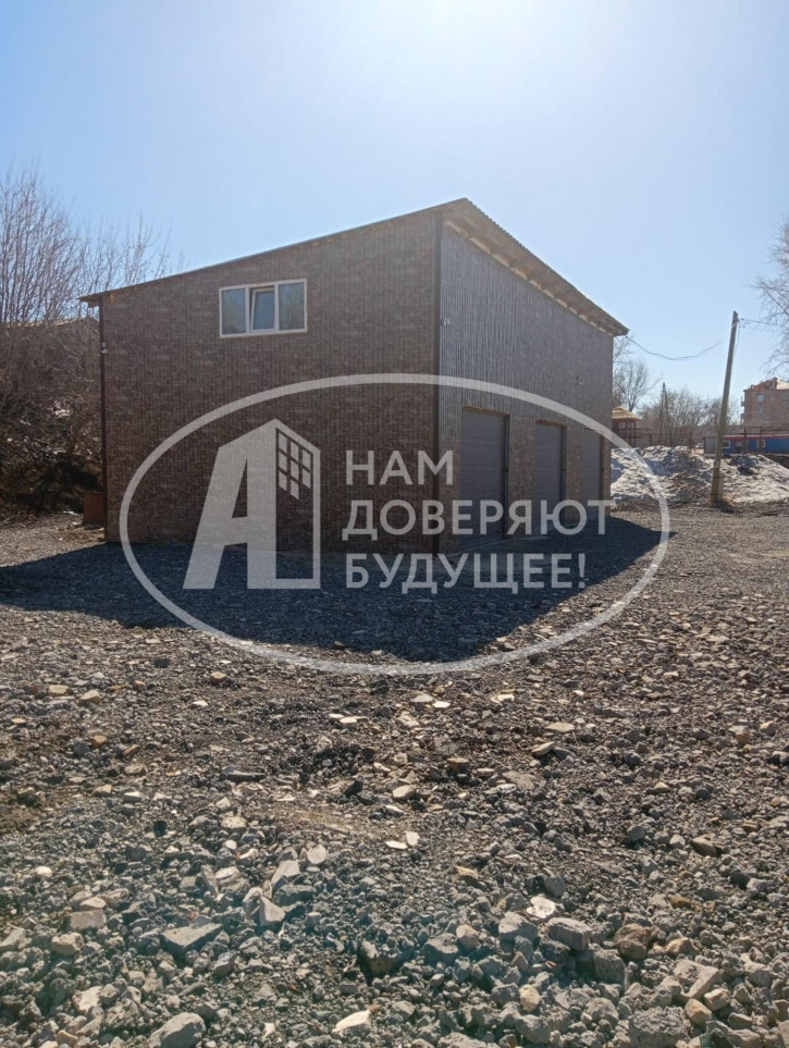 Гараж/парковка улица Революции, 58