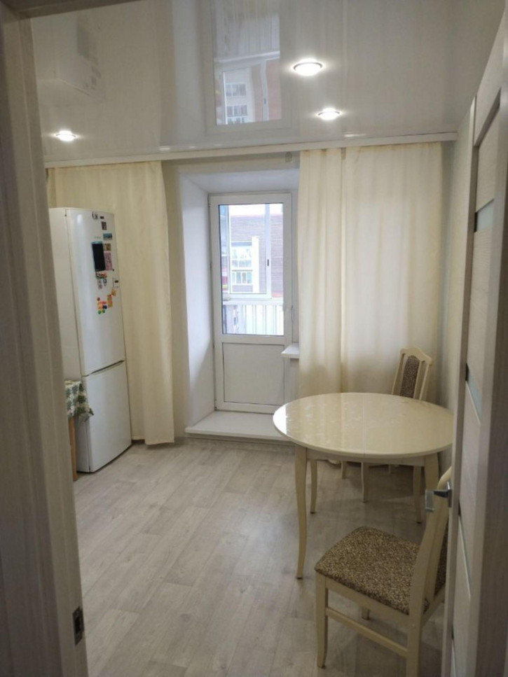 2-комн квартира Конева ул, 19