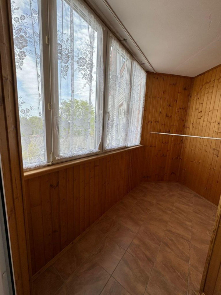 2-комн квартира Лидии Базановой ул, 5