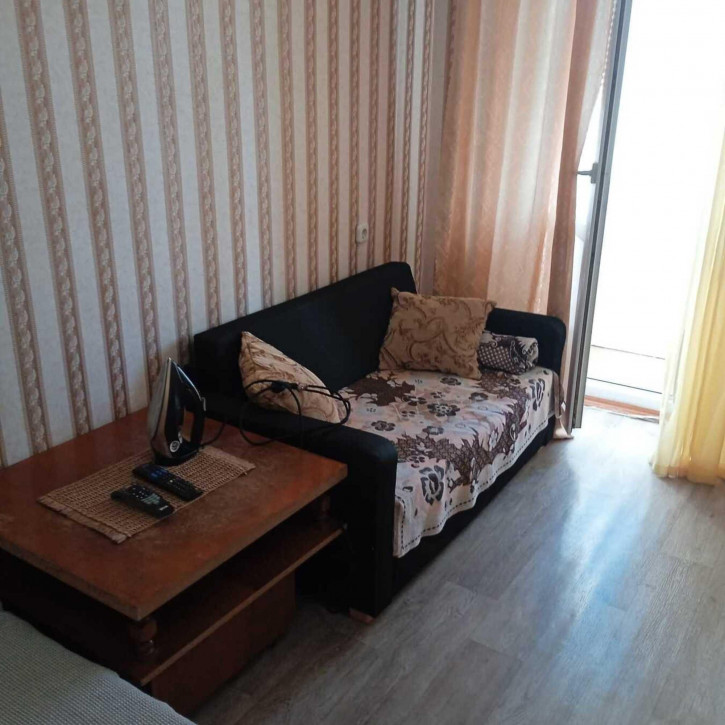 2-комн квартира Крымская улица, 216