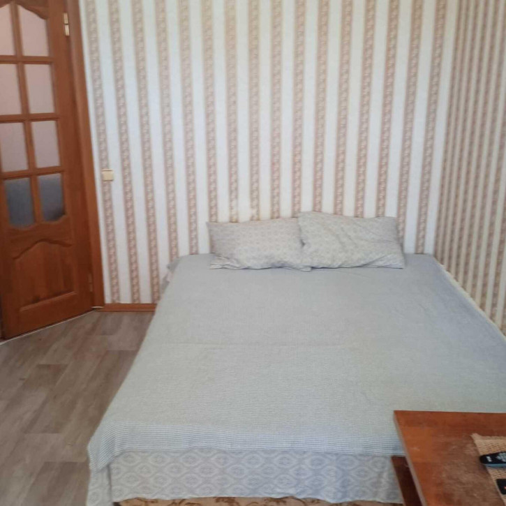 2-комн квартира Крымская улица, 216
