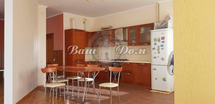 3-комн квартира ул. Красногвардейская, 34