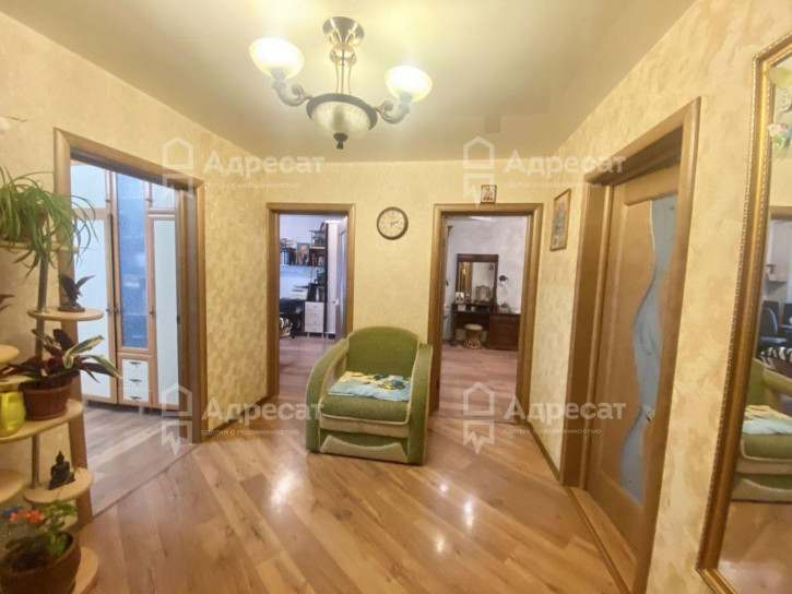 4-комн квартира ул. Новоузенская,  д.6